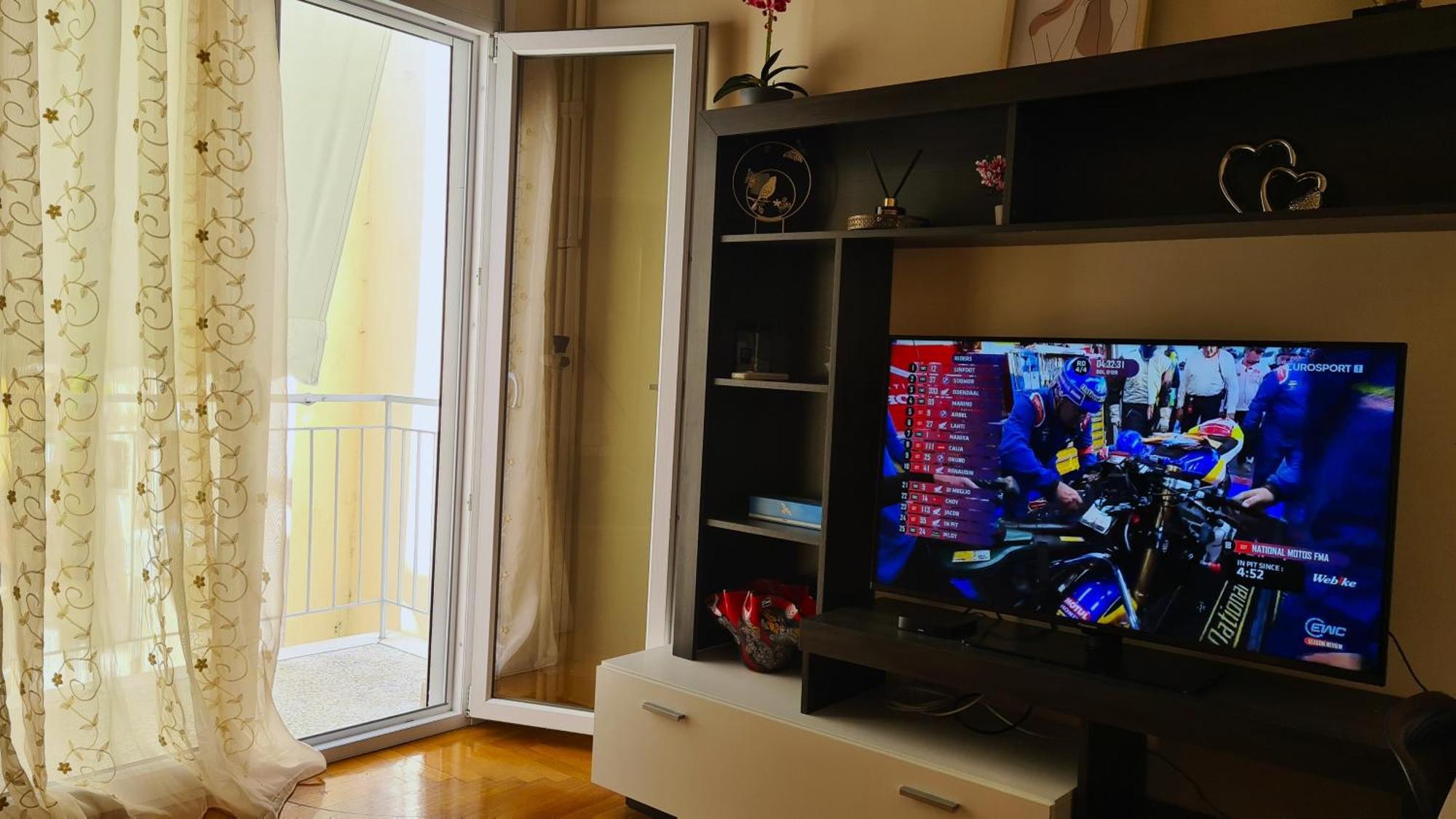 Artemis Apartment In Athens Near Acropolis-100Mbps Wifi Luaran gambar
